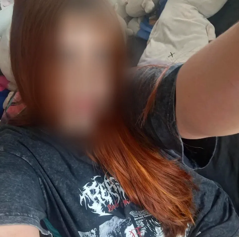 Jenni, 30