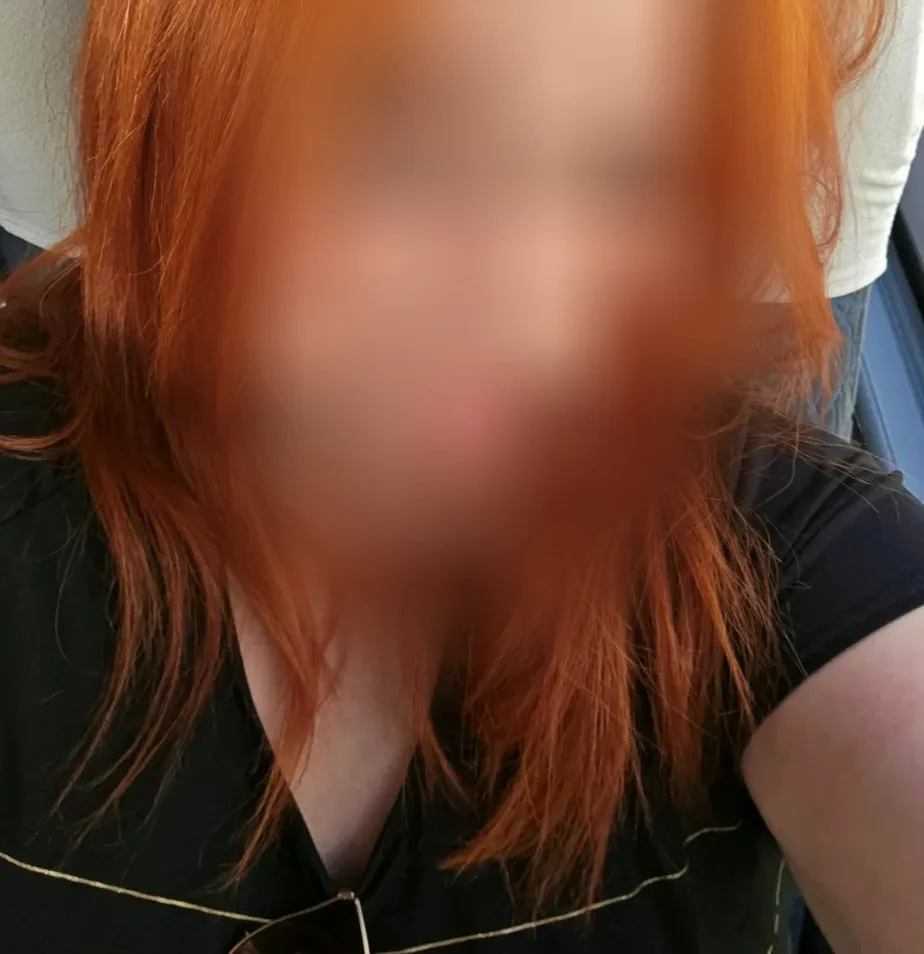 Meri, 25